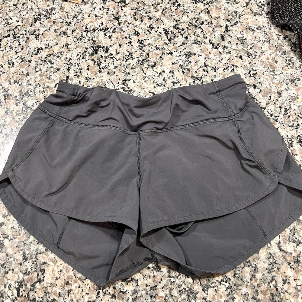 Lululemon black shorts size 4